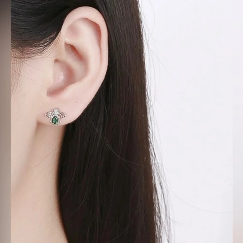 🌟HP X 3🌟 GREEN BUMBLEBEE Cubic Zirconia S925 Sterling Silver Studded Earrings